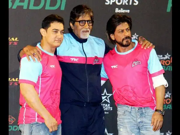 Shah Rukh Khan Asks Aamir Khan To Help Him For The Rakesh Sharma Biopic 'Salute'