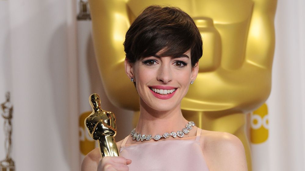 Anne Hathaway Set To Star In The Last Thing He Wanted?