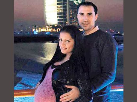 Celina Jaitly Pregnant With Twins Again!