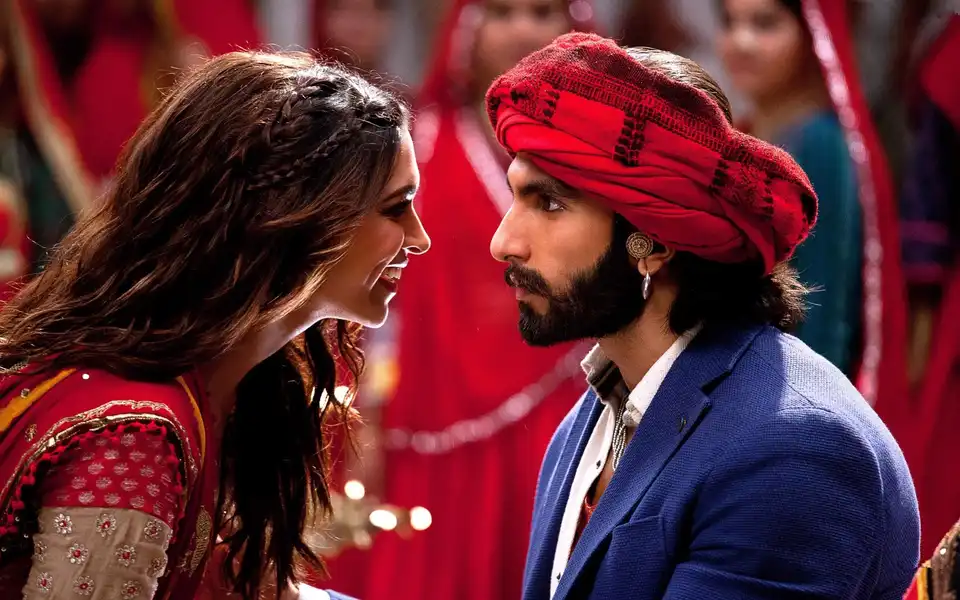 Has Ranveer Singh Given Up On Deepika Padukone?