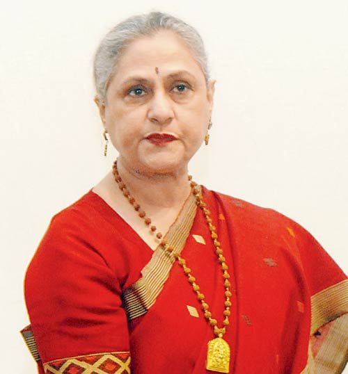 Jaya Bachchan Gets Angry At Esha Deol's Baby Shower...Find Out Why?