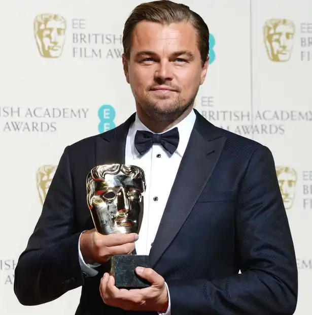Leonardo DiCaprio Voluntarily Hands Over Brando's Oscar Along With Other ‘Gifts’