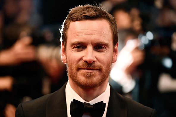  China Censorship Board Cuts Michael Fassbender's Gay Kiss In ‘Alien: Covenant’