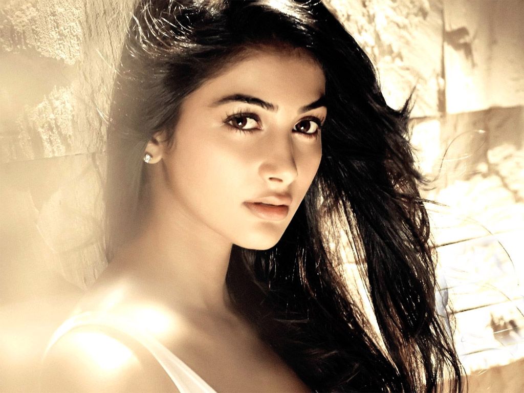 Will Pooja Hegde Be A Part Of Student Of The Year 2?