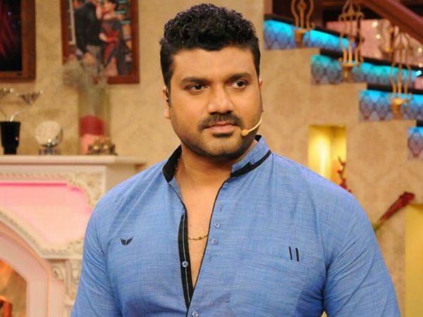 Srujan Lokesh Flies To Australia With His Team For His Comedy Show 