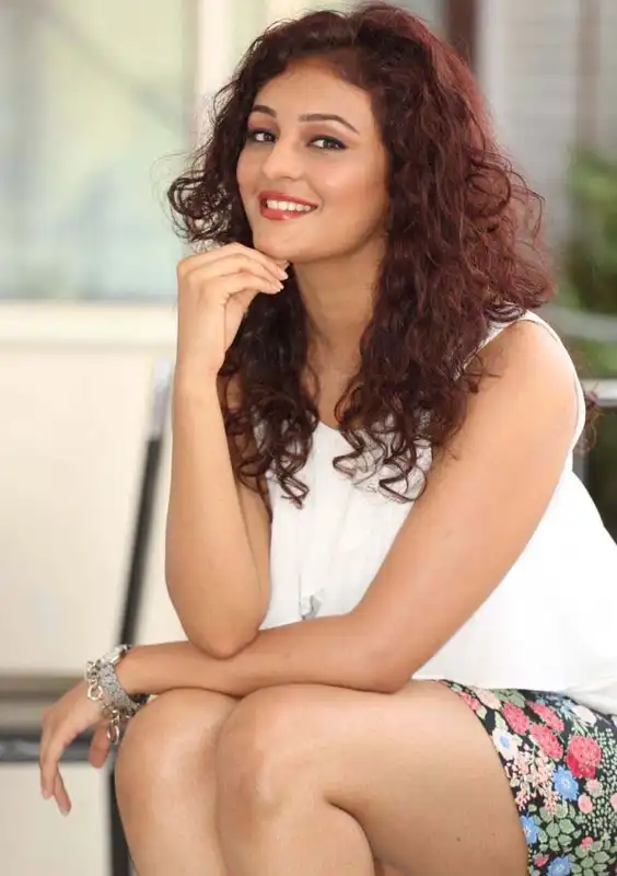 Seerat Kapoor Touches Upon Working With Ravi Teja In ‘Touch Chesi Chudu’