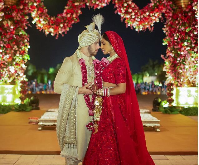 Priyanka Chopra's Red Wedding Lehenga Instantly Reminded Us Of This TV Star's Wedding Lehenga