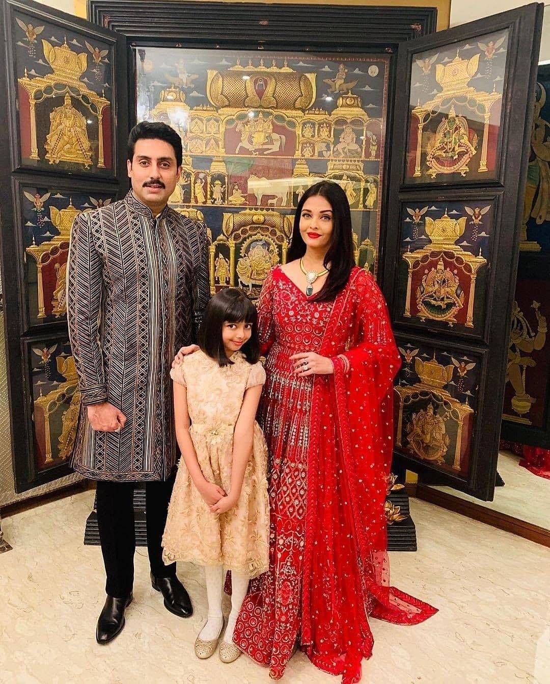 Here’s How To Get Aishwarya Rai Bachchan’s Red Carpet Worthy Look