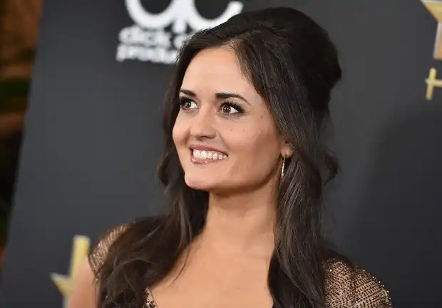 Danica McKellar To Feature In 'The Fiddling Horse'