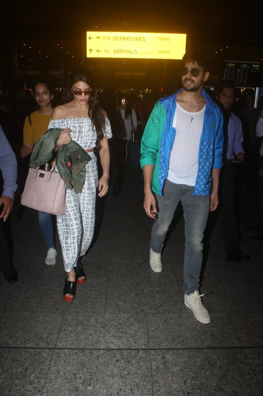 Jacqueline Fernandez And Sidharth Malhotra Spotted Together At The Airport! We Wonder What’s Cooking...