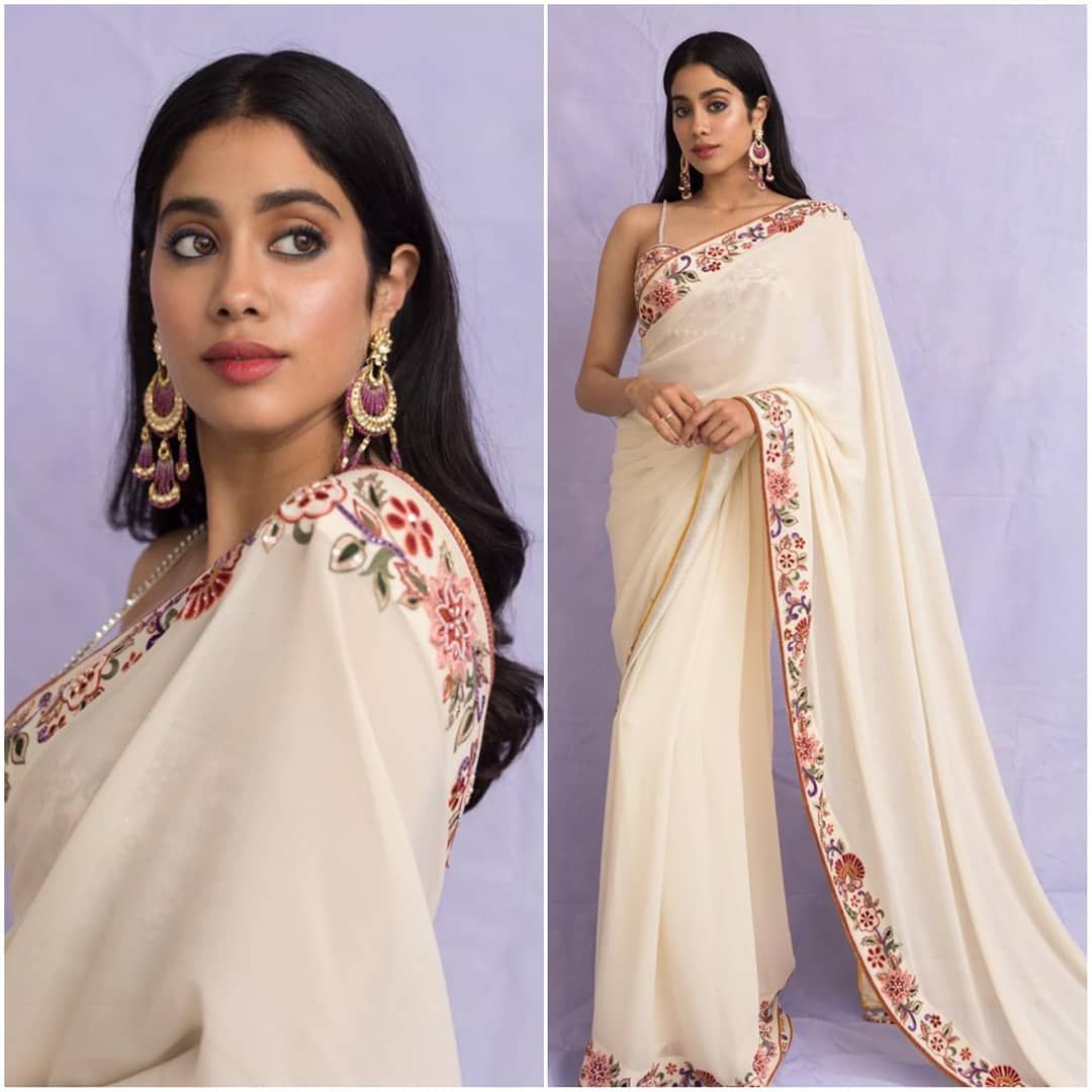Janhvi Kapoor Shows Us The Power Of Elegance And Simplicity With These Saree Look