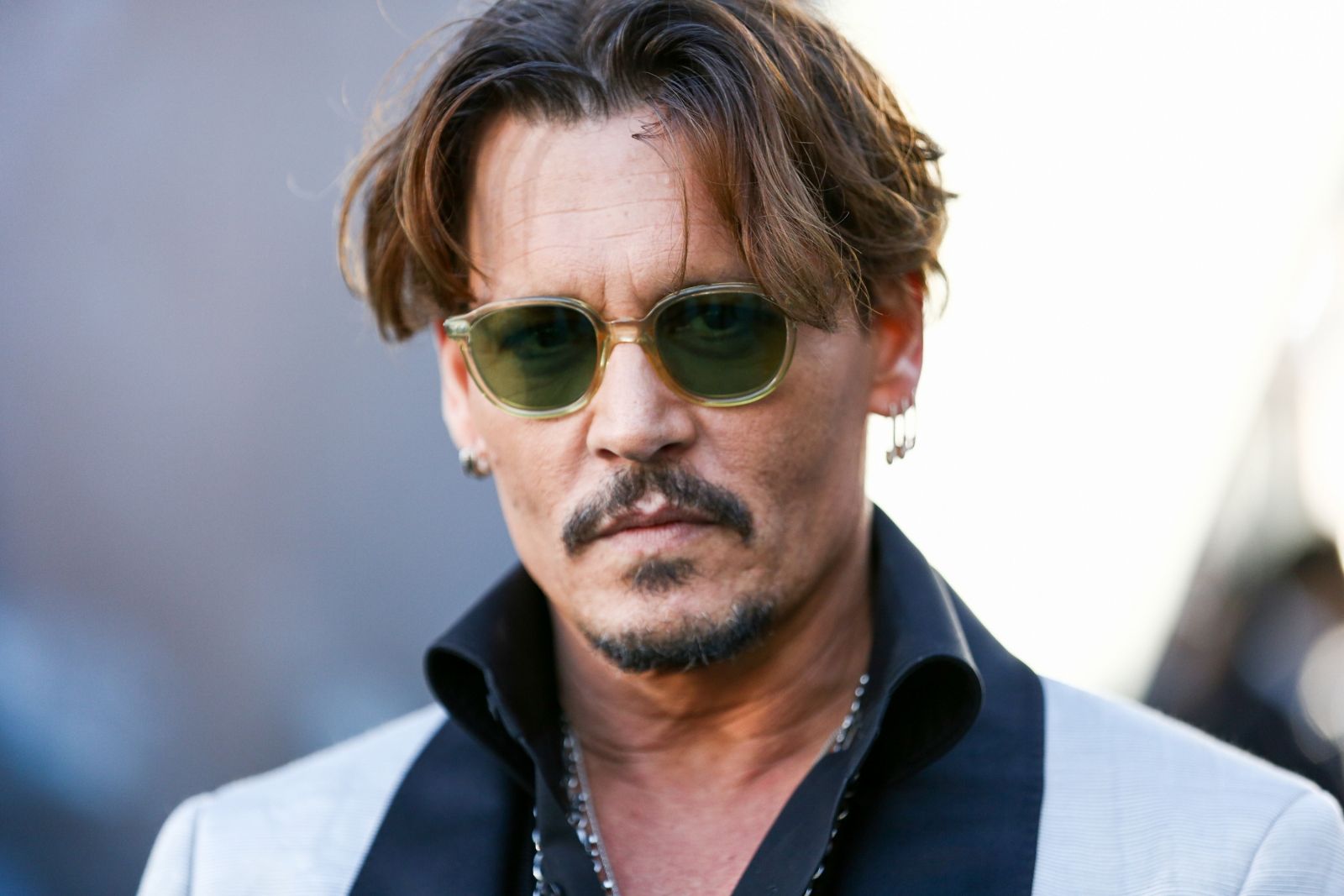 Johnny Depp Settles Fraud Suit With Ex-Manager?