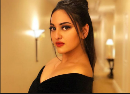  Sonakshi Sinha Join Hands With Myntra For Digital Fashion Reality Show 