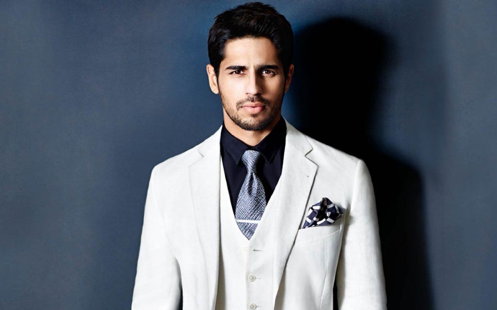 Sidharth Malhotra Reveals That He Failed In His 9th Standard Exam Because Of ‘Girls’!