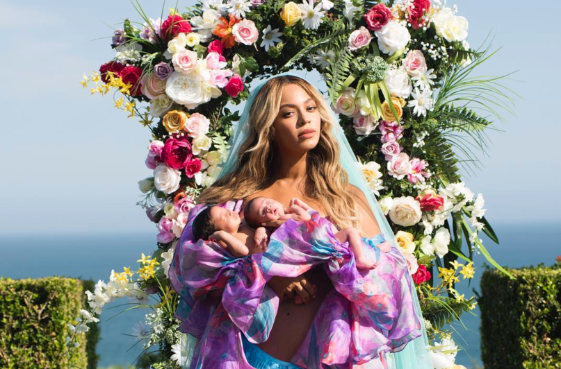 Sir Carter And Rumi on Epic Tour?