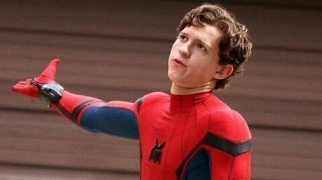 Tom Holland Reveals 'Spiderman 2' Title?