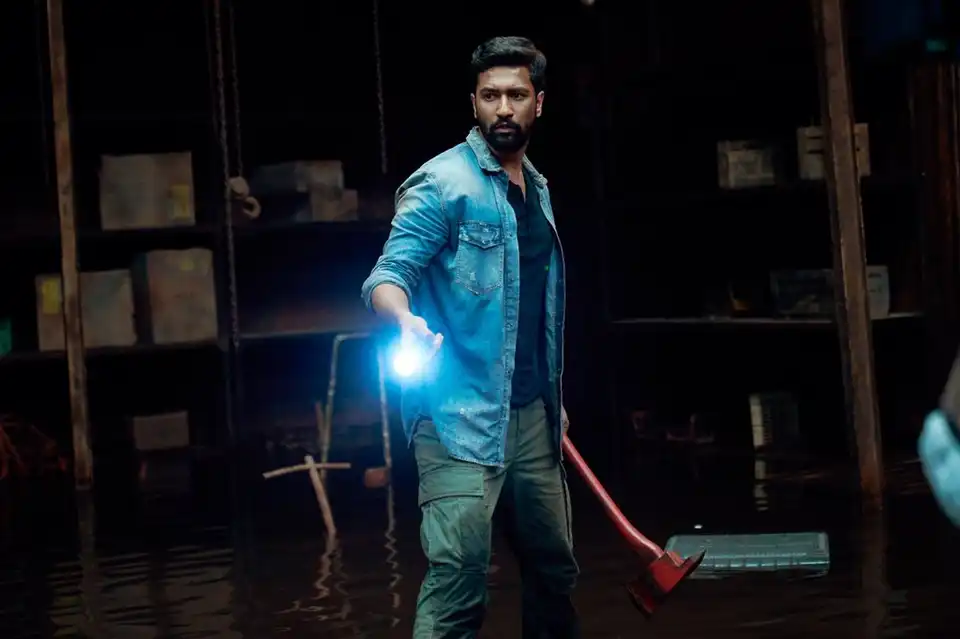 Check Out These New Stills Of Vicky Kaushal From Bhoot Part1: The Haunted Ship!
