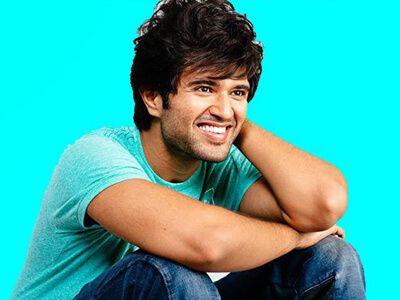 Know What Special Prize Vijay Deverakonda Has Offered To His Fans