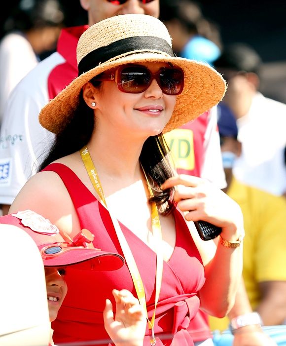 No I'm not selling my stake or settling in the US: Preity Zinta