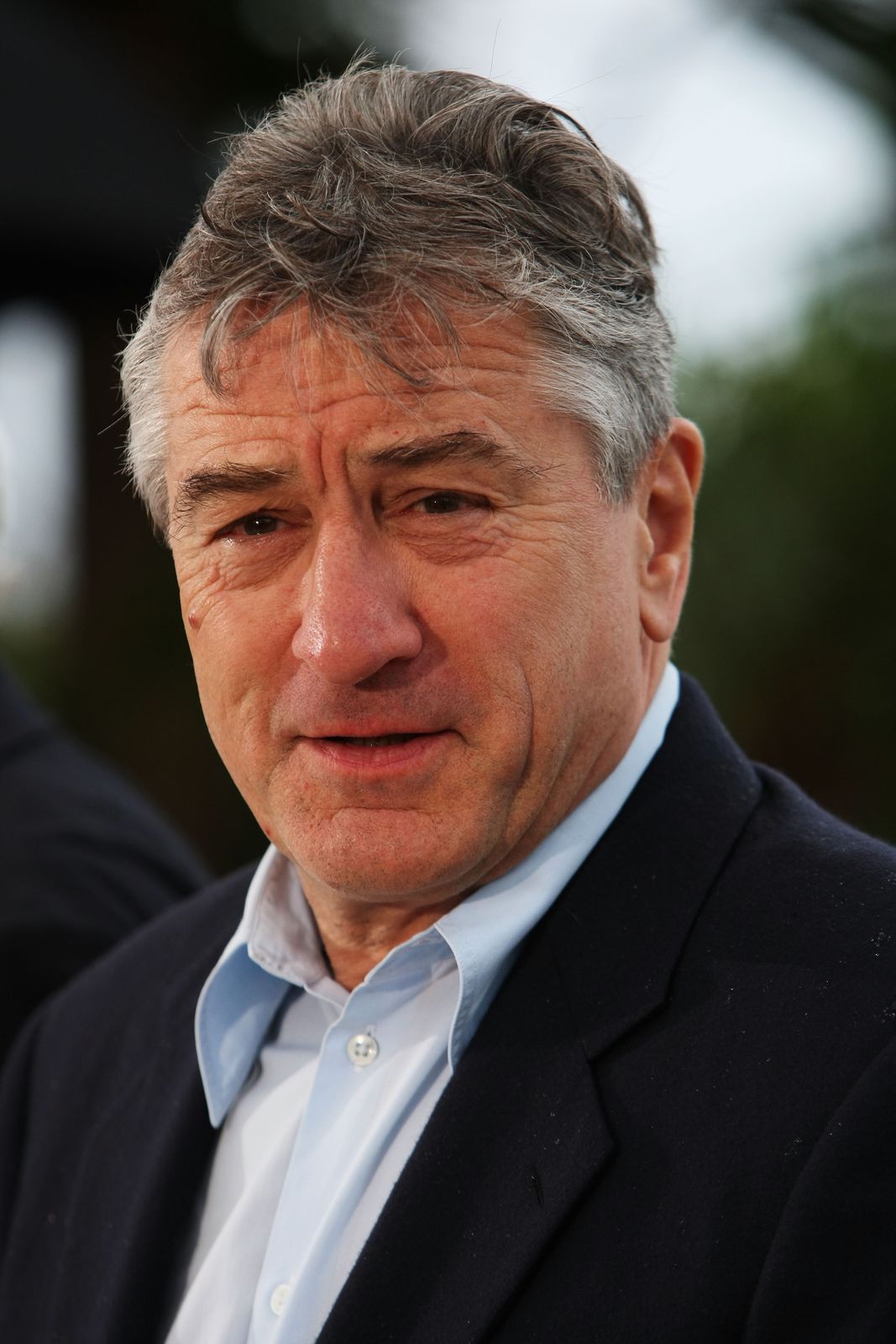 Robert De Niro speaks out about his father, a gay personality
