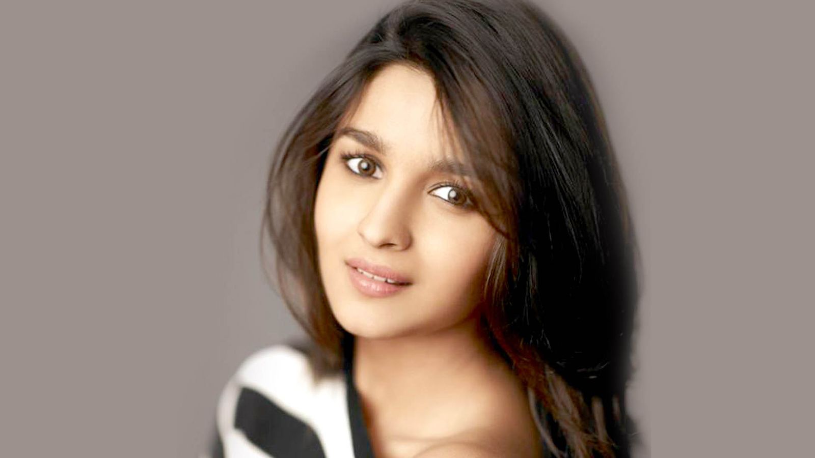 Alia Bhatt aims to become a singer, if fails as an actress