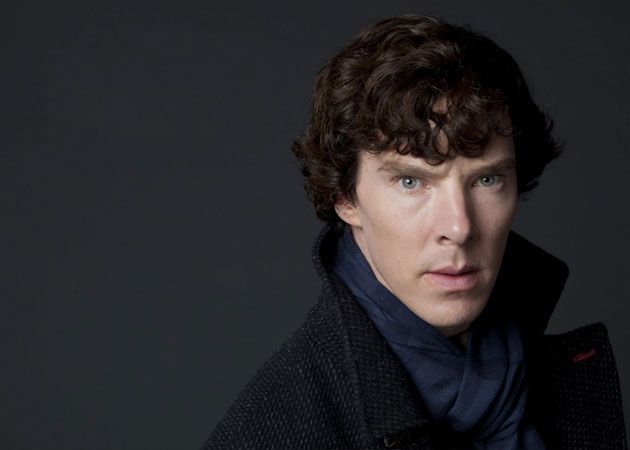 Benedict Cumberbatch desires to appear dumb on screen
