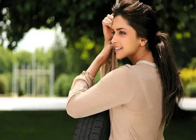 I keep my relationships 'Guarded' - Deepika