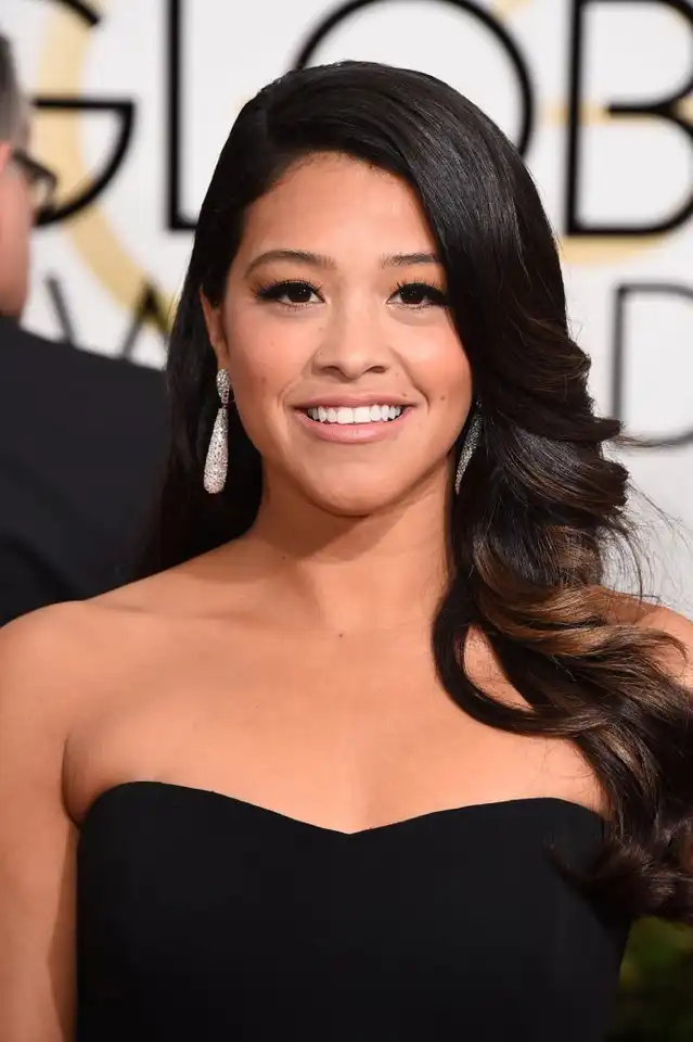 Gina Rodriguez to star in Purple Hearts