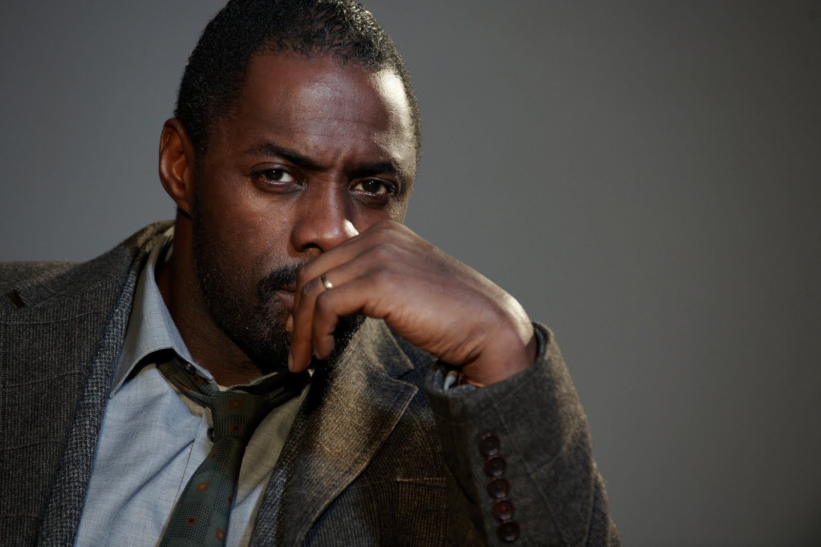 Idris Elba roped in as male lead in Alive Alone