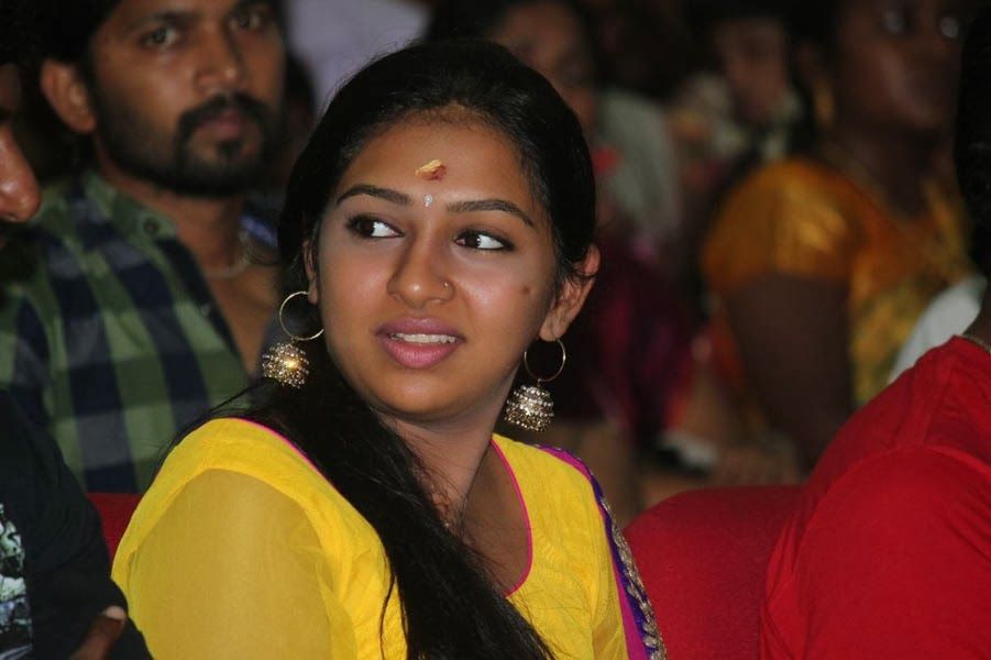 Lakshmi Menon excited about Naan Sigappu Manithan