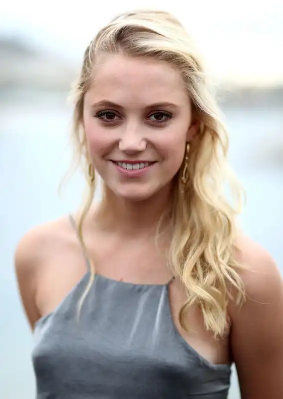 Maika Monroe bags role in Independence Day 2