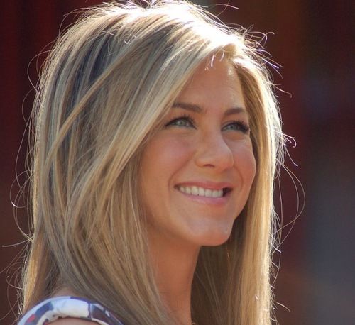 Jennifer Aniston blows 90,000 on beauty treatments every year!