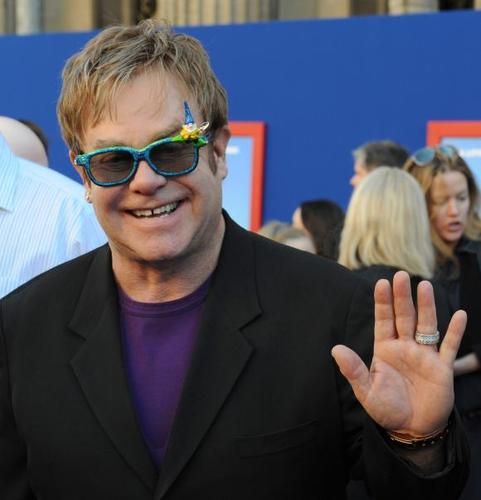 LA: Next stop for Elton Johns property buying
