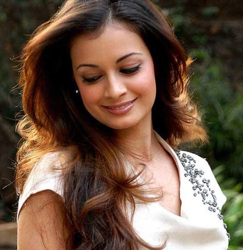 Dia Mirza to debut in Bengali film industry
