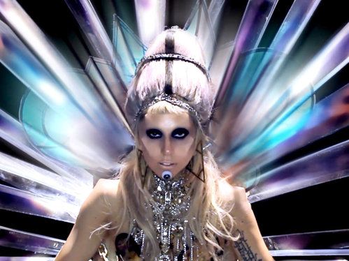Gaga is going Alien!