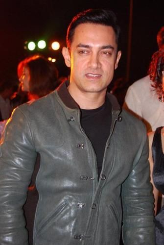 Aamir Khan to feature in Priyadarshan's AIDS film?