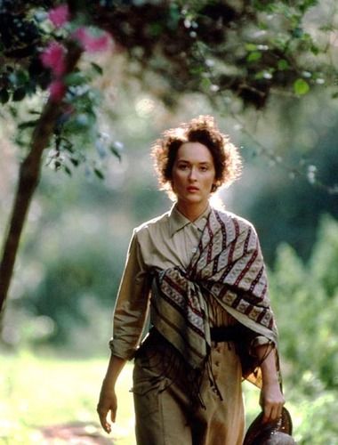 I won role in Out Of Africa by wearing sleazy blouse: Meryl Streep
