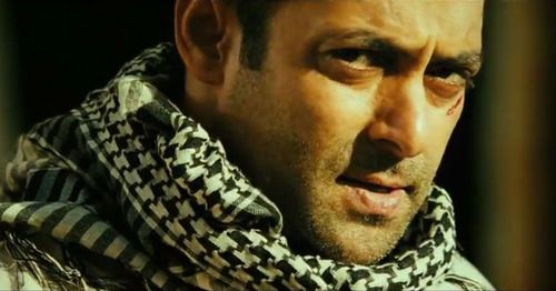 Satish Kaushik wants to cast Salman in Hindi remake of Pithamagan