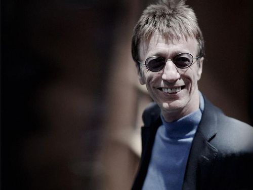 Disco band Bee Gees singer Robin Gibb dies of cancer