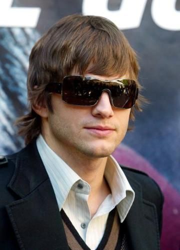 Ashton Kutcher investing money in start-ups without worrying about losing money