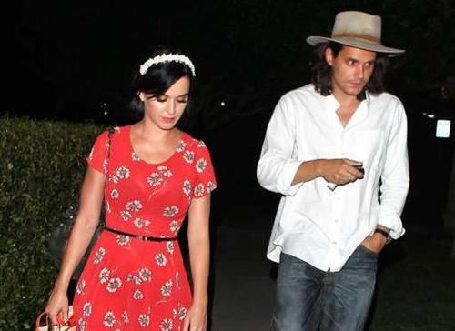Katy Perry's closeness to John Mayer makes her friends unhappy