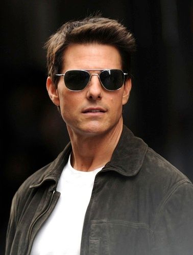 Tom Cruise submerges himself in work to divert attention from divorce
