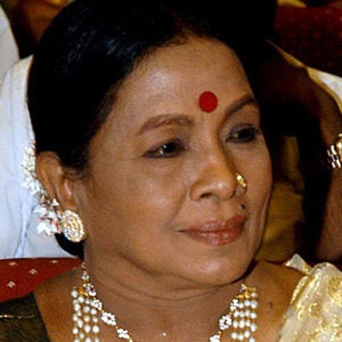 Veteran Tamil actress Manorama to share screen space with SRK in Chennai Express