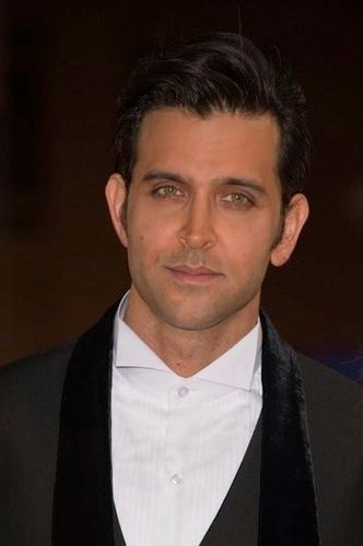 Hrithik finally agrees to play lead role in Shekhar Kapur's Paani?