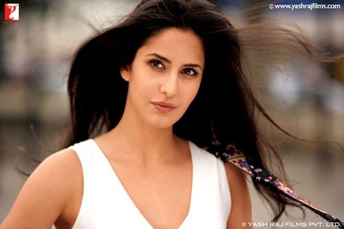 Katrina wins title of most downloaded celeb for 4th consecutive year