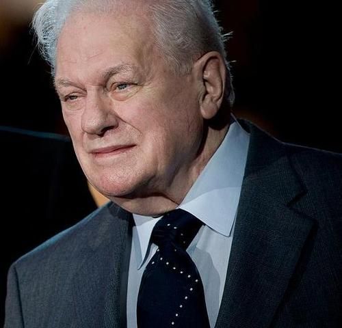 Veteran Hollywood actor Charles Durning is no more