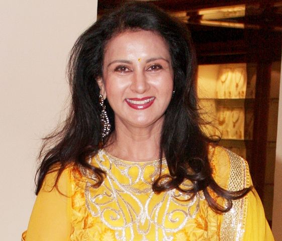 Poonam Dhillon steps into direction 