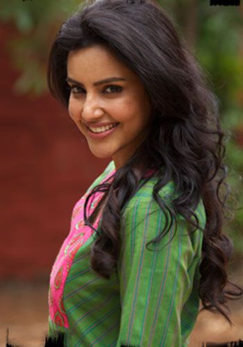 Priya Anand’s action heroine avatar in Irumbu Kuthirai