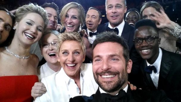 13 Hilarious Oscar Selfies 