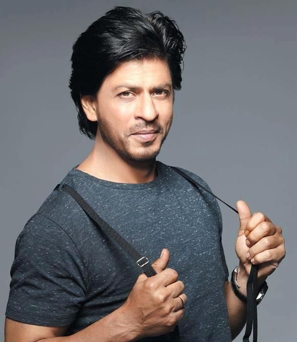 SRK gets 13 million followers, Twitter starts trending